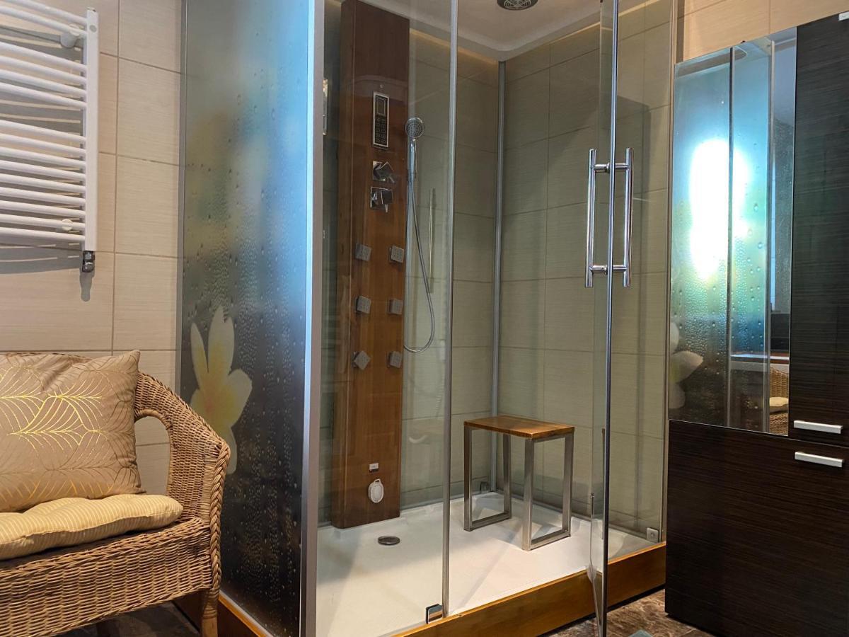 Lux Apartment - Lakefront Apartment In Kamien With Sauna & Hot Tub Only 30 Minutes From Gdansk And Gdynia 外观 照片