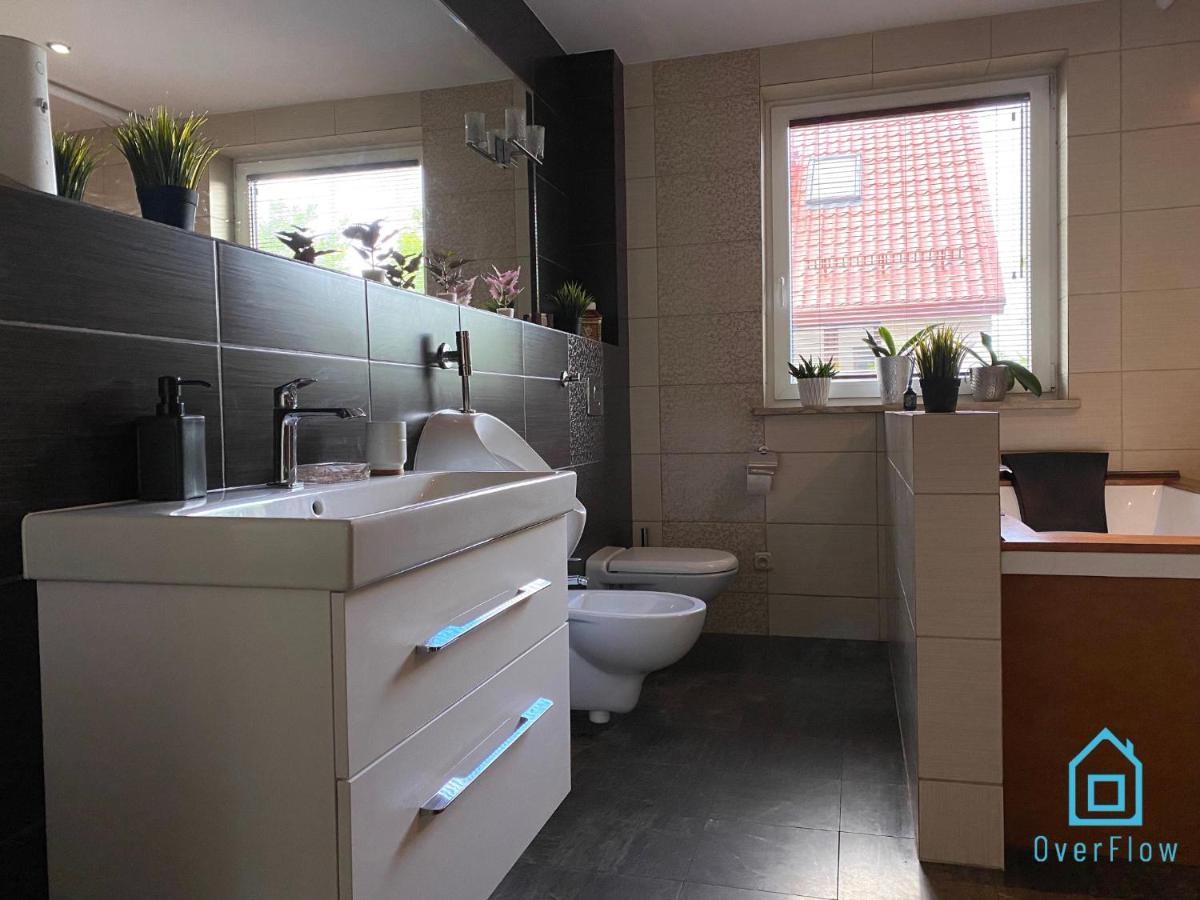 Lux Apartment - Lakefront Apartment In Kamien With Sauna & Hot Tub Only 30 Minutes From Gdansk And Gdynia 外观 照片
